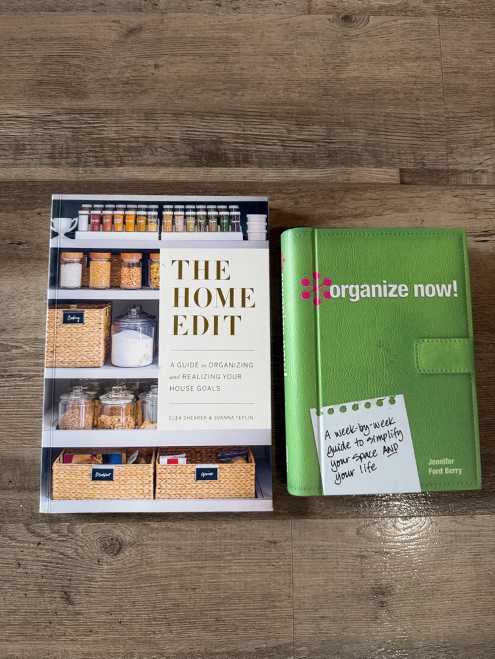 The Home Edit Green 'Organize Now!' Planner & Organizer Book Set